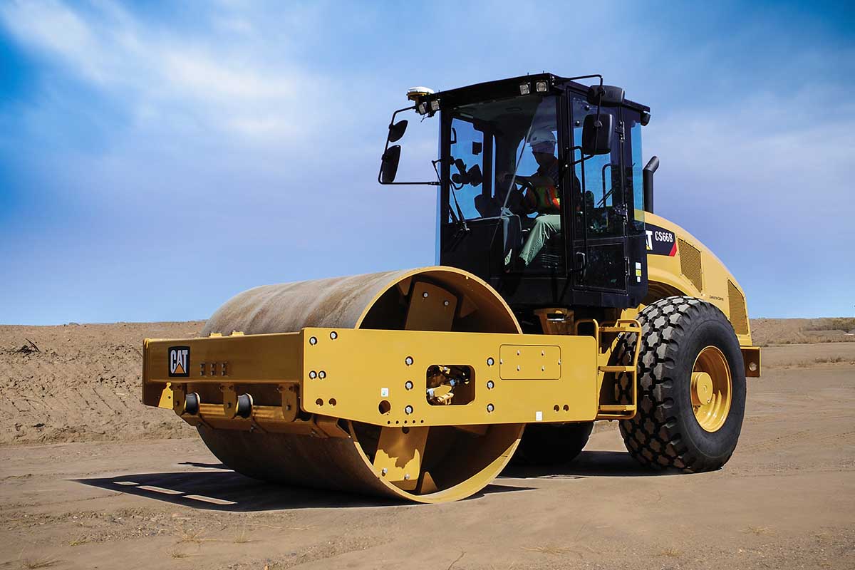 Caterpillar CS74B 2
